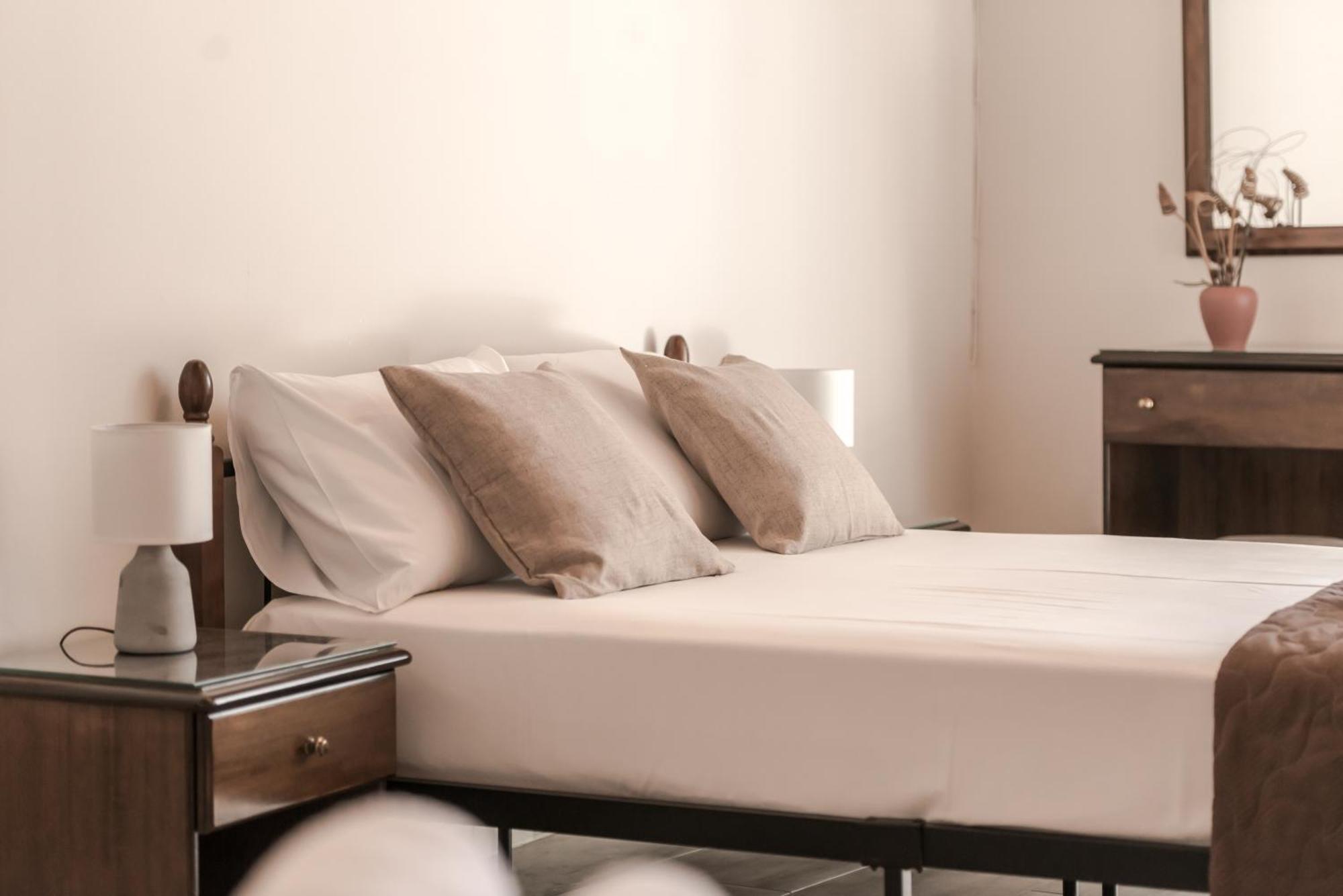 Sofia - Yiota Studios & Apartments Циливи Экстерьер фото
